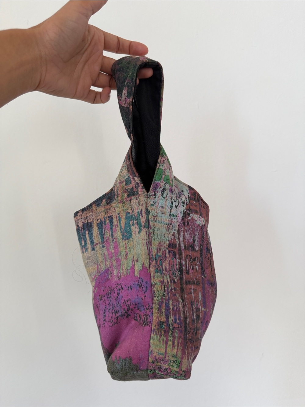 Carlton Yaito Abstract One Handle Knot Bag - Picture 3 of 6
